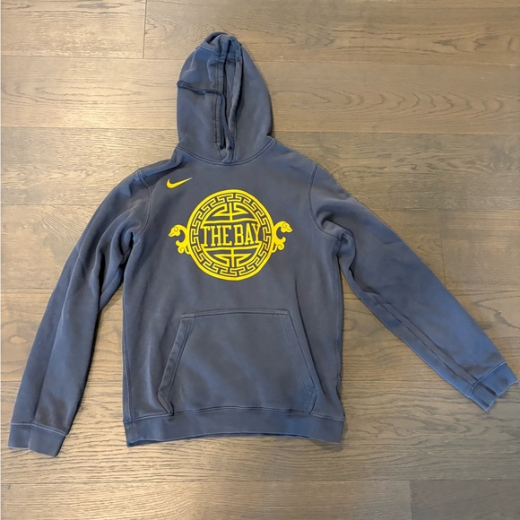 Nike kids / youth hoodies (1 VGUC & 1 GUC) - Picture 2 of 4